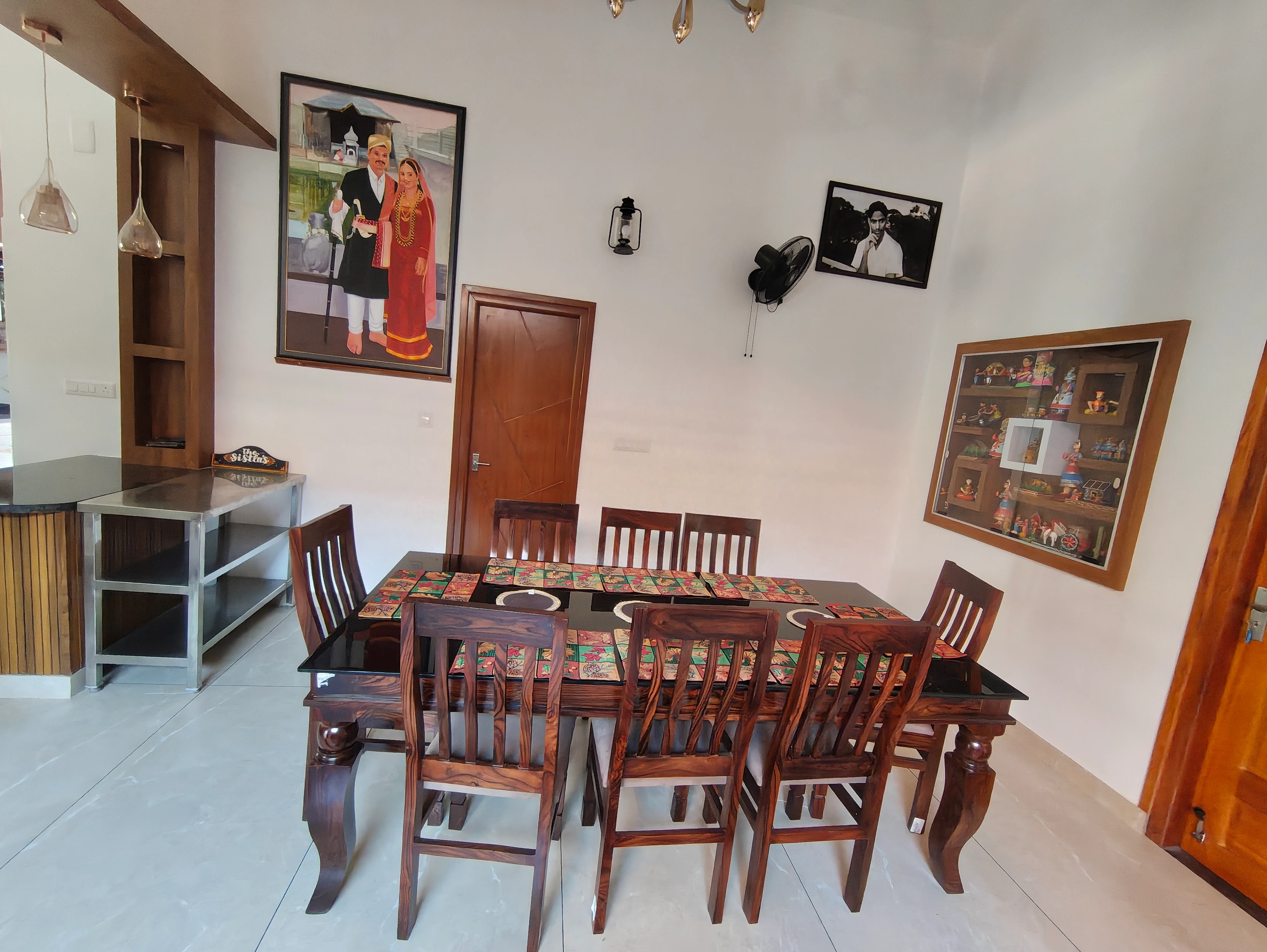 Spacious Dining Area with Traditional Decor
