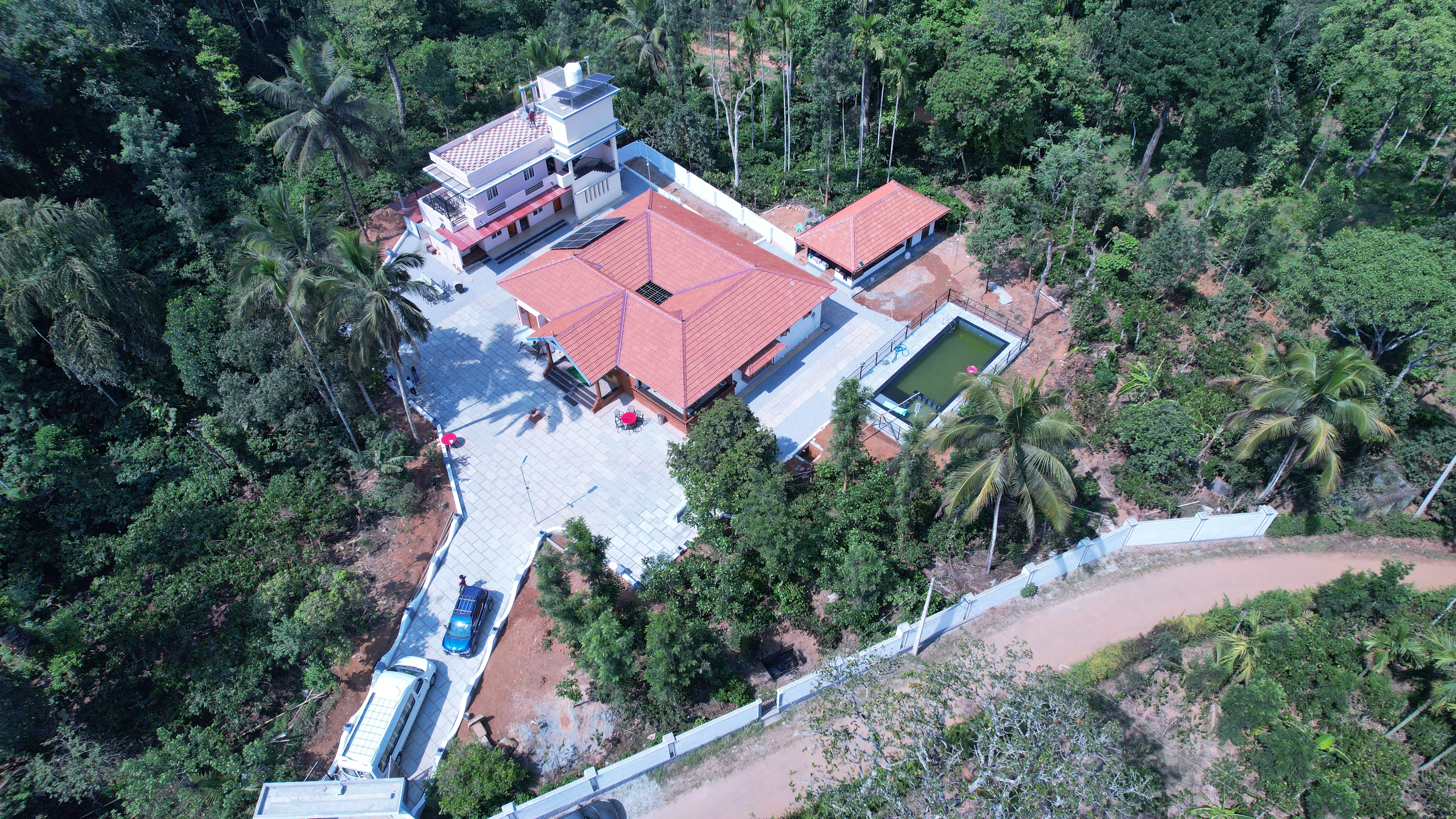 Sistla Homestay Traditional Hip Roof House Exterior